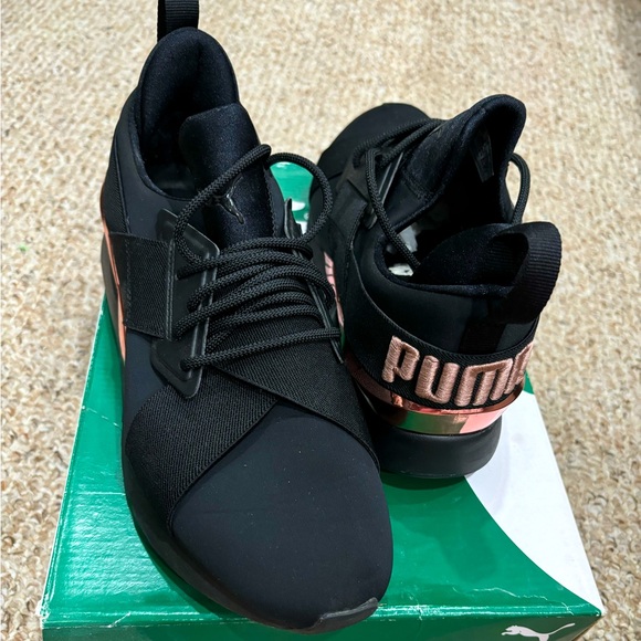 Puma Rose Gold Sneakers - Picture 1 of 1